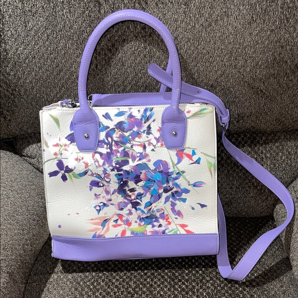 Charming Charlie Purple and White Floral Tote - Picture 2 of 5